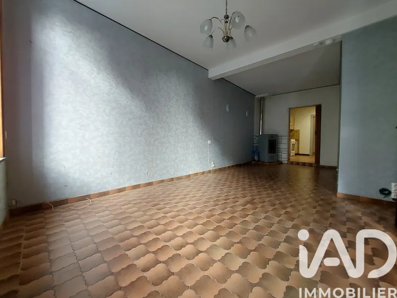 Maison 6 pièces 139 m² · à Lille · 138,9 m² · 250 000 €