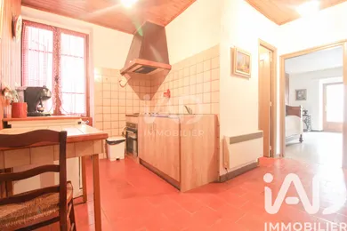 Townhouse in Saint-Affrique (12400)