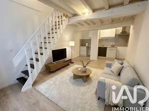 Village house in Bellegarde (30127)