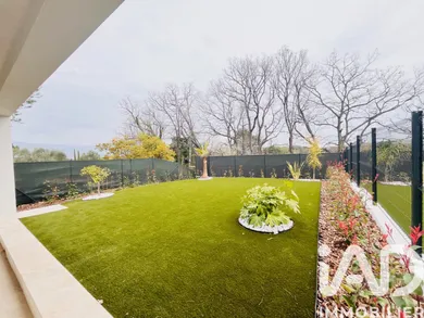 Appartement à La Roquette-sur-Siagne (06550)