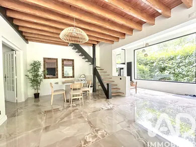 Maison à Bois-le-Roi (77590)