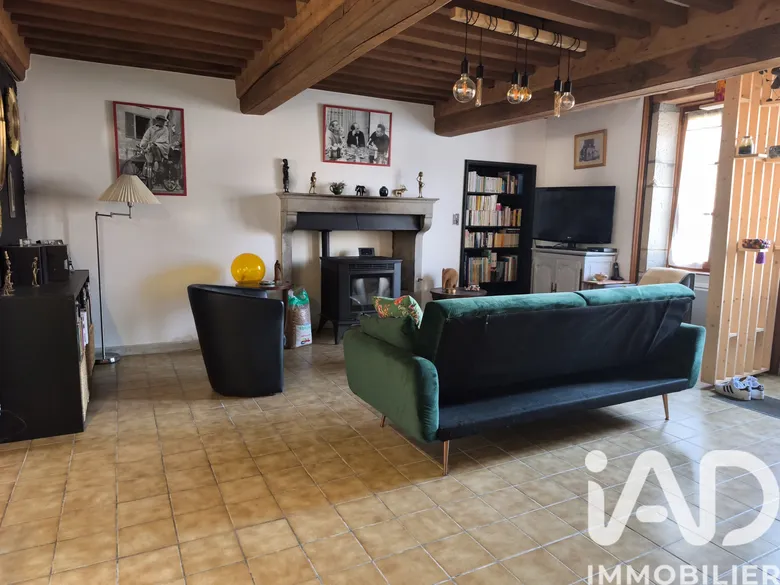 Maison 3 pièces 81 m² · à Saint-Léger-Vauban · 81 m² · 145 000 €