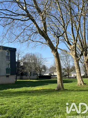Apartment in Couëron (44220)