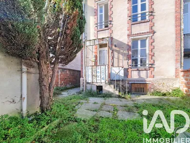 Maison traditionnelle à Bondy (93140)