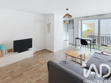 Appartement à TOURS (37000)