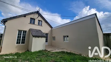 Traditional house in Château-Renard (45220)