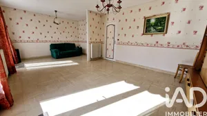 House in Barjouville (28630)