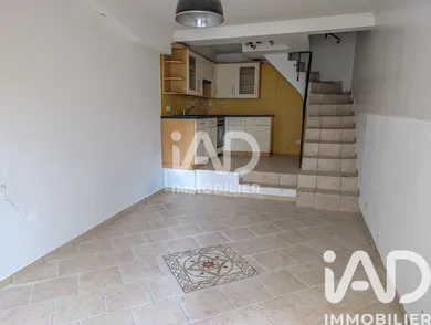 Maison à Roquebrune-sur-Argens (83520)