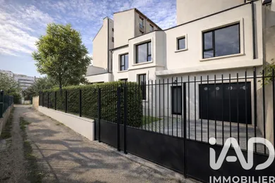 House in Courbevoie (92400)