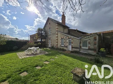 Maison à Pas-de-Jeu (79100)