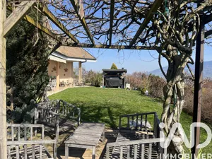 Maison d'architecte à Reignier-Ésery (74930)