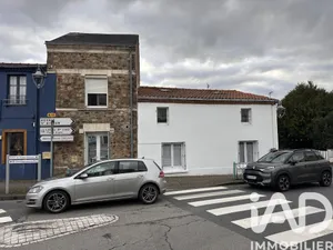 Townhouse in Pont-Saint-Martin (44860)