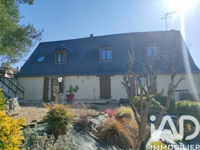 Maison de campagne à Conflans-sur-Anille (72120)