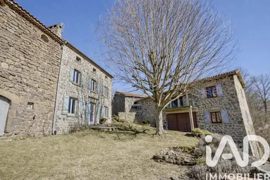 Demeure à SAINT-JEAN-LACHALM (43510)