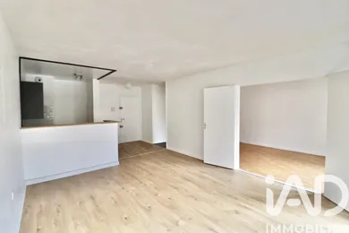 Apartment in Fontainebleau (77300)