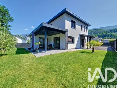 Maison à CLUSES (74300)