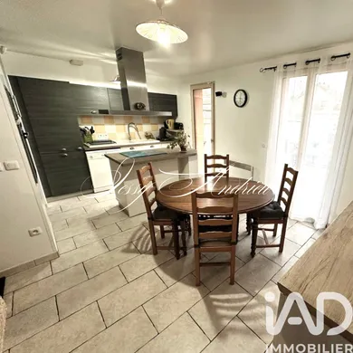 Maison traditionnelle à Sevran (93270)