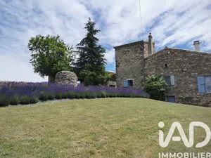 Maison traditionnelle à Saint-Barthélemy-le-Plain (07300)