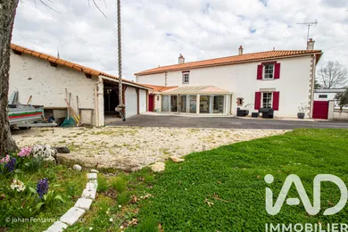 Maison traditionnelle à Saint-Denis-la-Chevasse (85170)