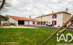 Maison traditionnelle à Saint-Denis-la-Chevasse (85170)