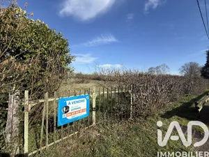 Terrain à bâtir à Saint-Pierre-le-Moûtier (58240)