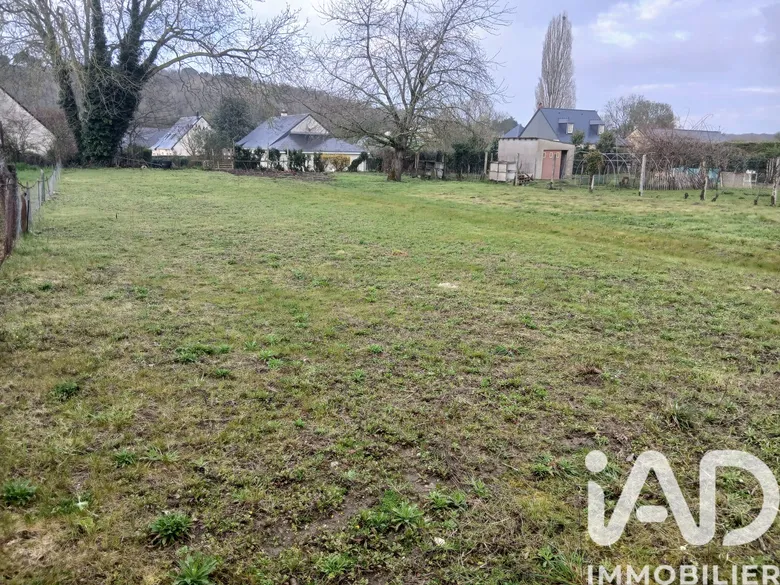 Terrain 1254 m² · à Marcé · 82 000 €