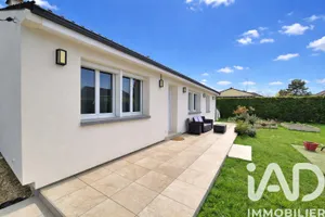 Maison à Pont-Sainte-Marie (10150)