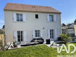 Maison de ville à Faremoutiers (77515)