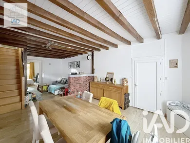 Maison à Saint-Pierre-le-Moûtier (58240)