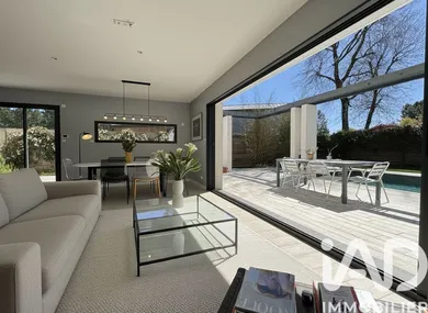 Maison d'architecte à Saint-Aubin-de-Médoc (33160)