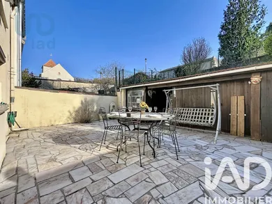 Maison de village à Mailly-Champagne (51500)