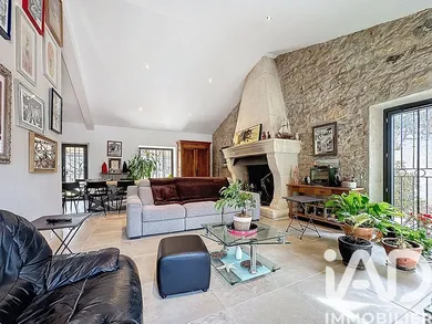 Mas in Eygalières (13810)