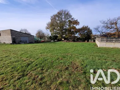 Terrain à bâtir à Conquereuil (44290)