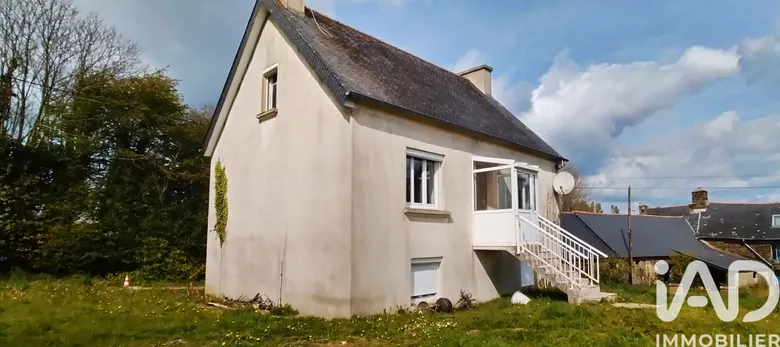Maison 4 pièces 75 m² · à Maël-Carhaix · 75 m² · 75 000 €