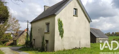 House in Maël-Carhaix (22340)