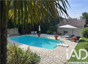 Architectural house in Saint-Paul-en-Cornillon (42240)