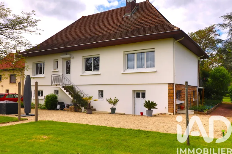 Maison 6 pièces 149 m² · à Montceau-les-Mines · 149 m² · 260 000 €