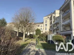 Apartment in Melun (77000)