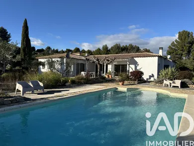 Maison à La Cadière-d'Azur (83740)