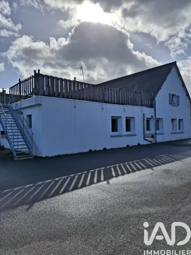 Building in Gestel (56530)