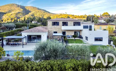 Maison d'architecte à Auribeau-sur-Siagne (06810)