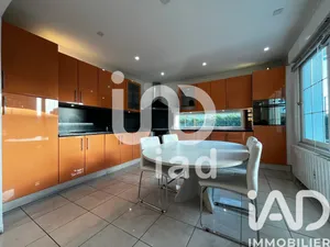 Pavillon à Loos (59120)