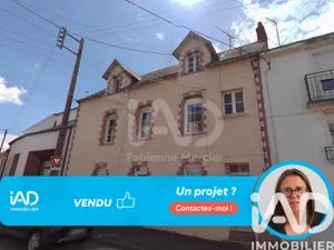 Immeuble à Savenay (44260)