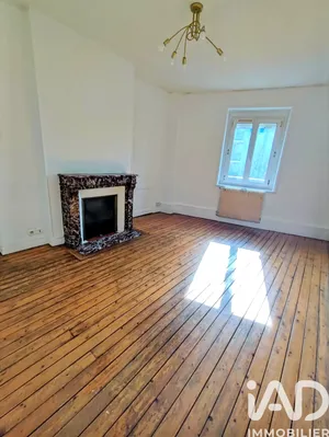 Apartment in Reims (51100)