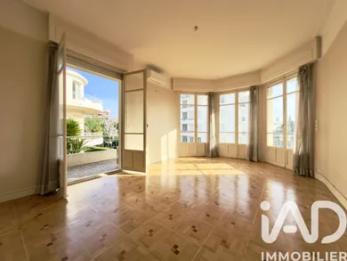 Appartement à Nice (06000)