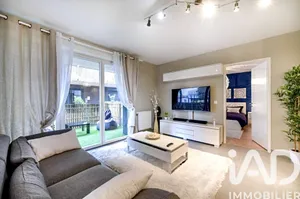 Apartment in cenon (33150)