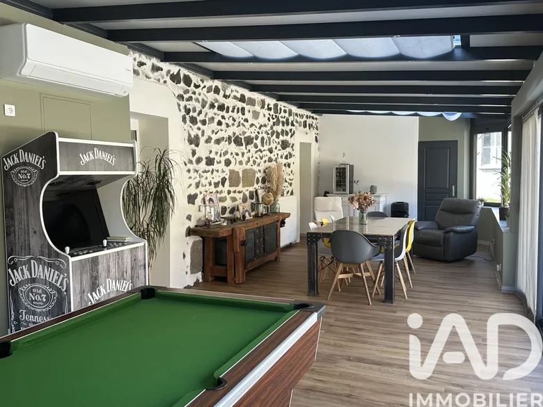 Maison 8 pièces 234 m² · à Saint-Diéry · 234 m² · 399 400 €