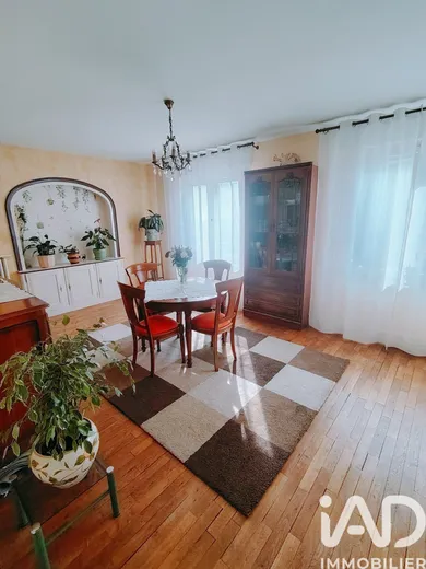 Apartment in Tours (37100)