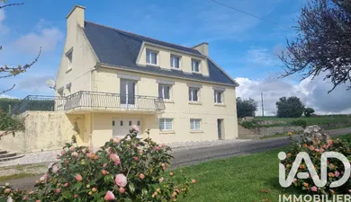 Traditional house in Pouldreuzic (29710)