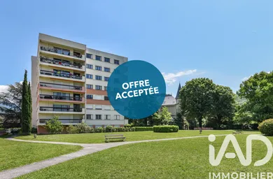 Apartment in Échirolles (38130)